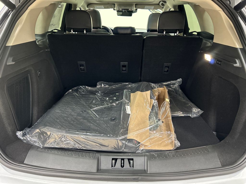 new 2025 Lincoln Corsair car, priced at $50,274