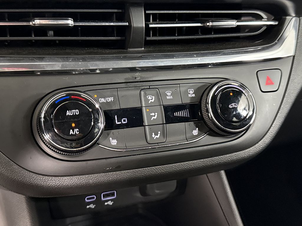 used 2025 Buick Envista car, priced at $22,897