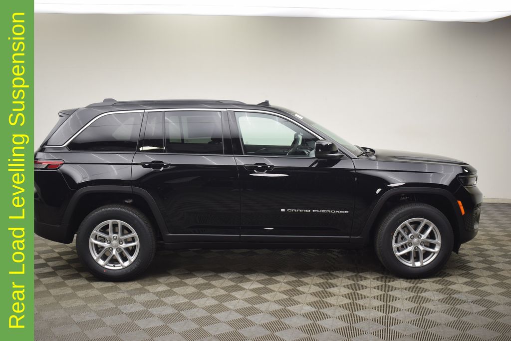 new 2025 Jeep Grand Cherokee car, priced at $37,951