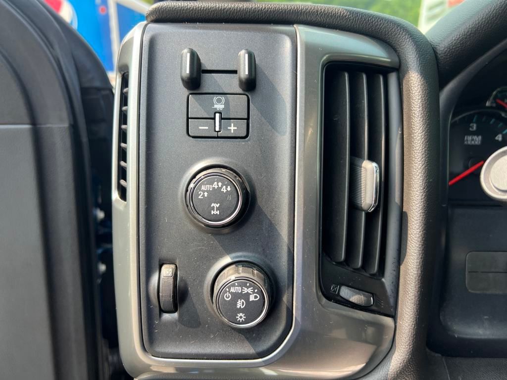 used 2019 Chevrolet Silverado 1500 LD car, priced at $22,900
