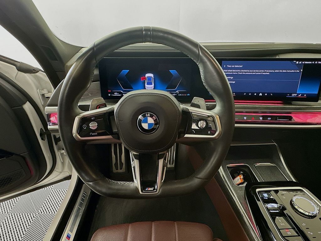 used 2023 BMW 7-Series car, priced at $79,999