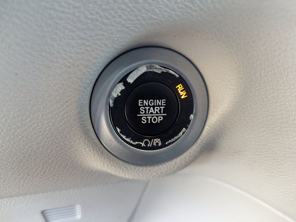 used 2018 Chrysler Pacifica car, priced at $11,193