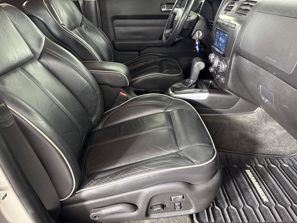 used 2008 Hummer H3 car, priced at $12,995