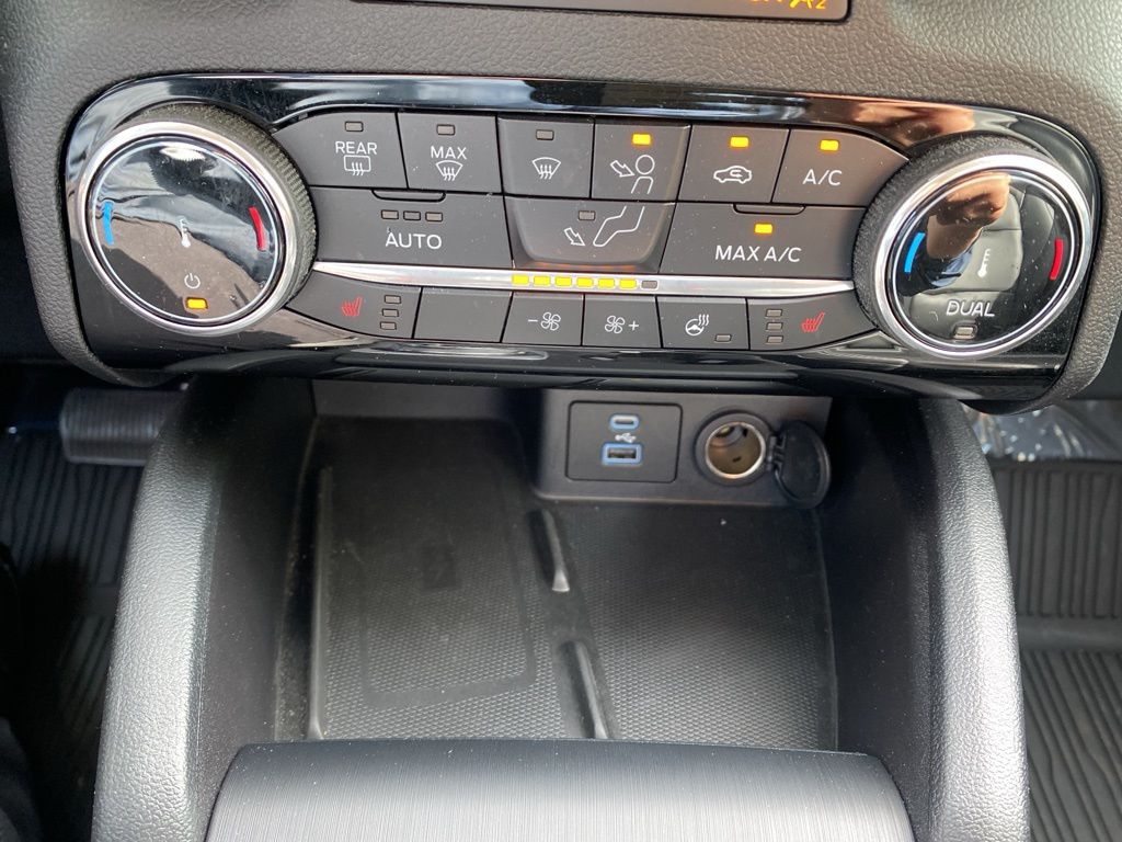 used 2022 Ford Escape car, priced at $23,995