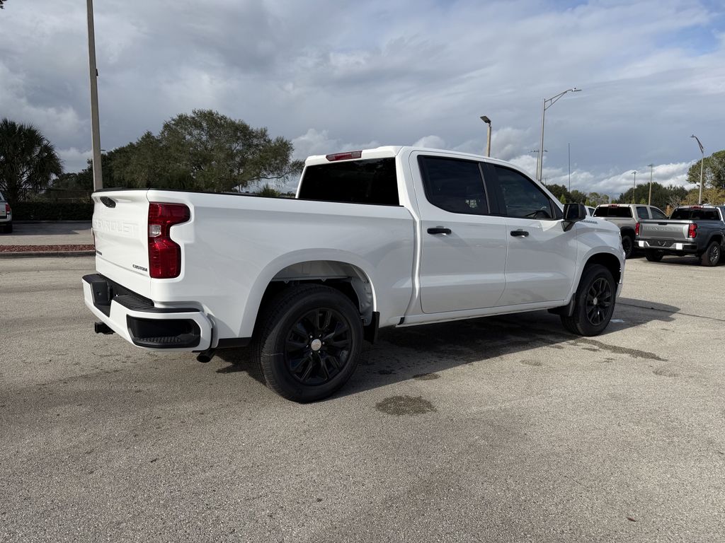 new 2026 Chevrolet Silverado 1500 car, priced at $32,795