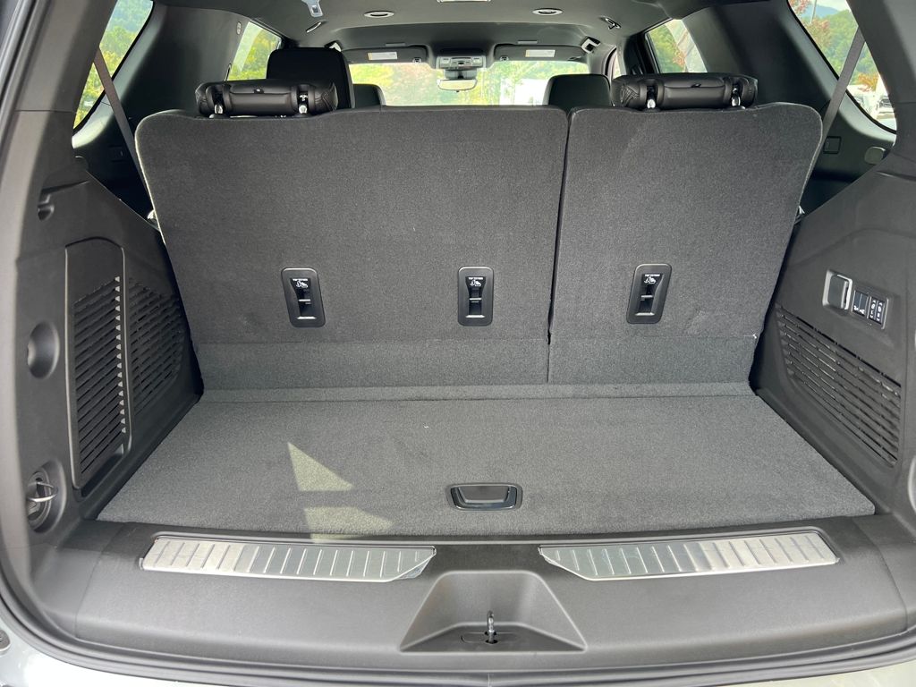 new 2025 Chevrolet Tahoe car, priced at $80,411