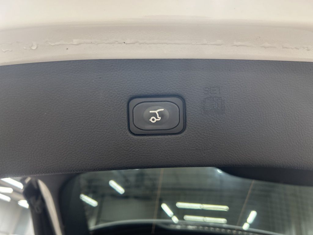 used 2023 Ford Edge car, priced at $27,915
