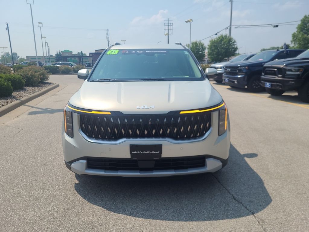 used 2025 Kia Carnival Hybrid car, priced at $42,844