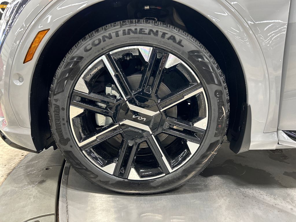 new 2025 Kia EV6 car, priced at $58,170