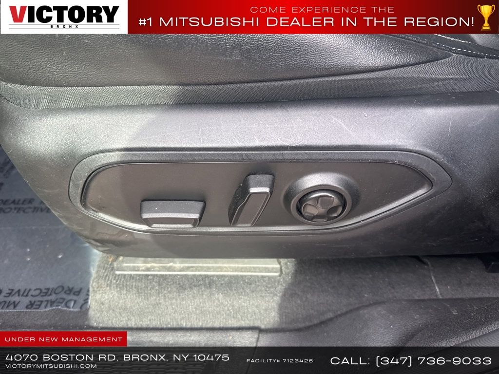 used 2023 Jeep Grand Cherokee car, priced at $20,530