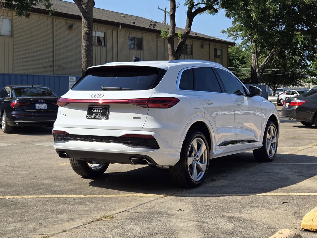 new 2025 Audi Q5 car, priced at $60,705