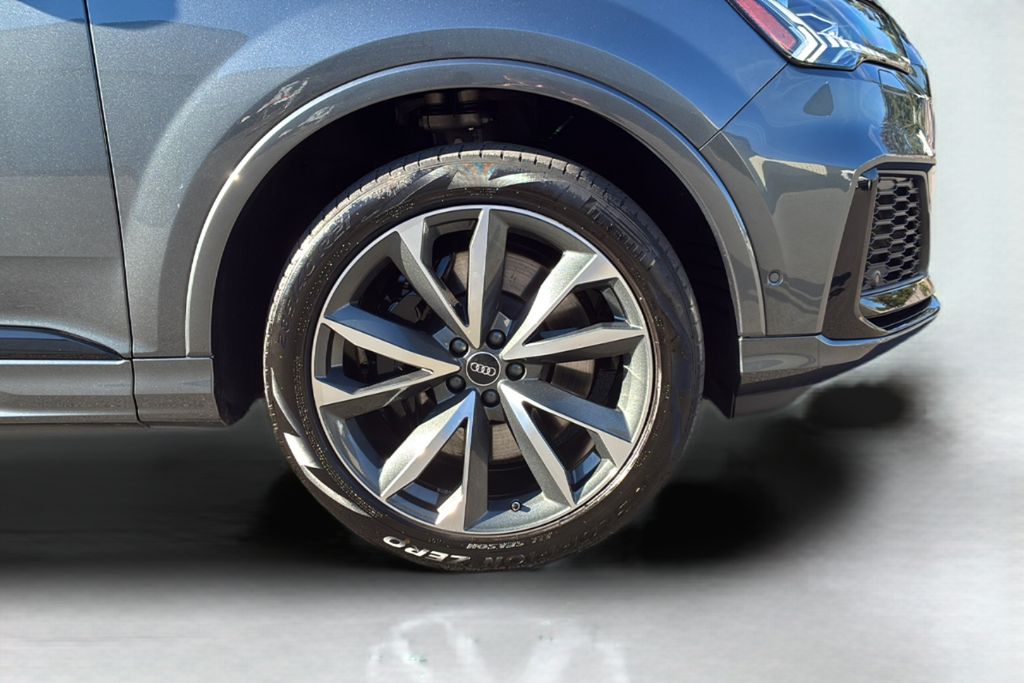 used 2023 Audi SQ7 car, priced at $66,400