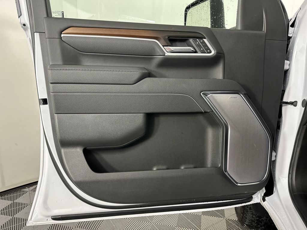 new 2025 GMC Sierra 2500HD car, priced at $85,639