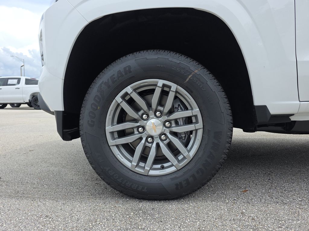 new 2026 Chevrolet Colorado car, priced at $34,500