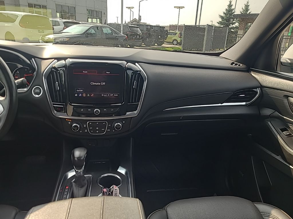 used 2022 Chevrolet Traverse car, priced at $37,563