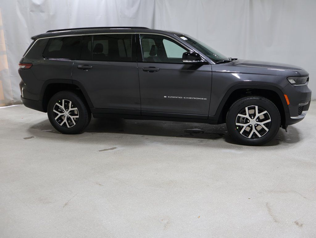 new 2025 Jeep Grand Cherokee L car, priced at $48,295