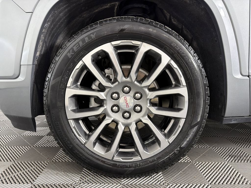 used 2023 GMC Acadia car, priced at $39,995