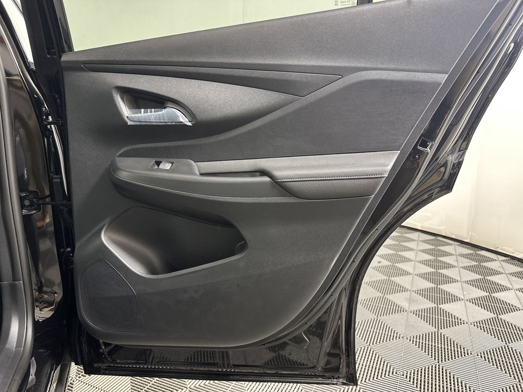 new 2025 Buick Envista car, priced at $29,570