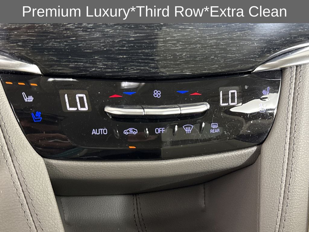 used 2022 Cadillac XT6 car, priced at $34,997