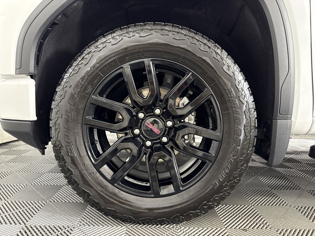 new 2025 GMC Sierra 1500 car, priced at $56,729