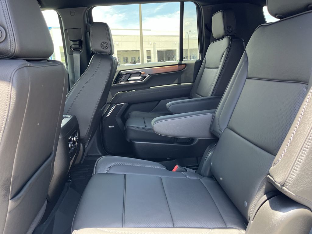 new 2025 GMC Yukon XL car, priced at $86,285
