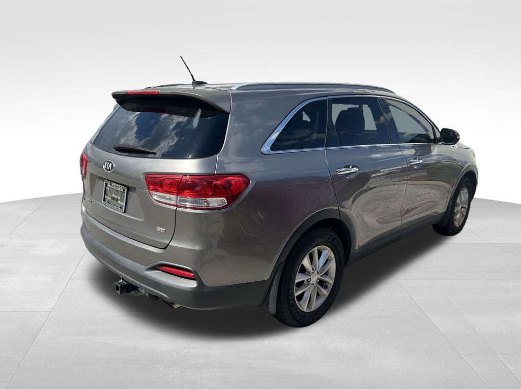 used 2016 Kia Sorento car, priced at $9,991