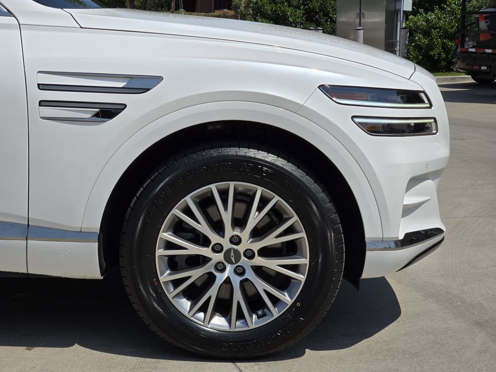 used 2024 Genesis GV80 car, priced at $43,963