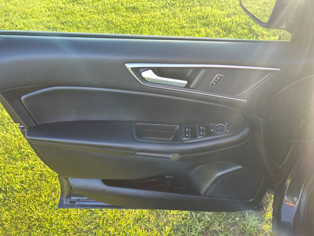 used 2023 Ford Edge car, priced at $29,973