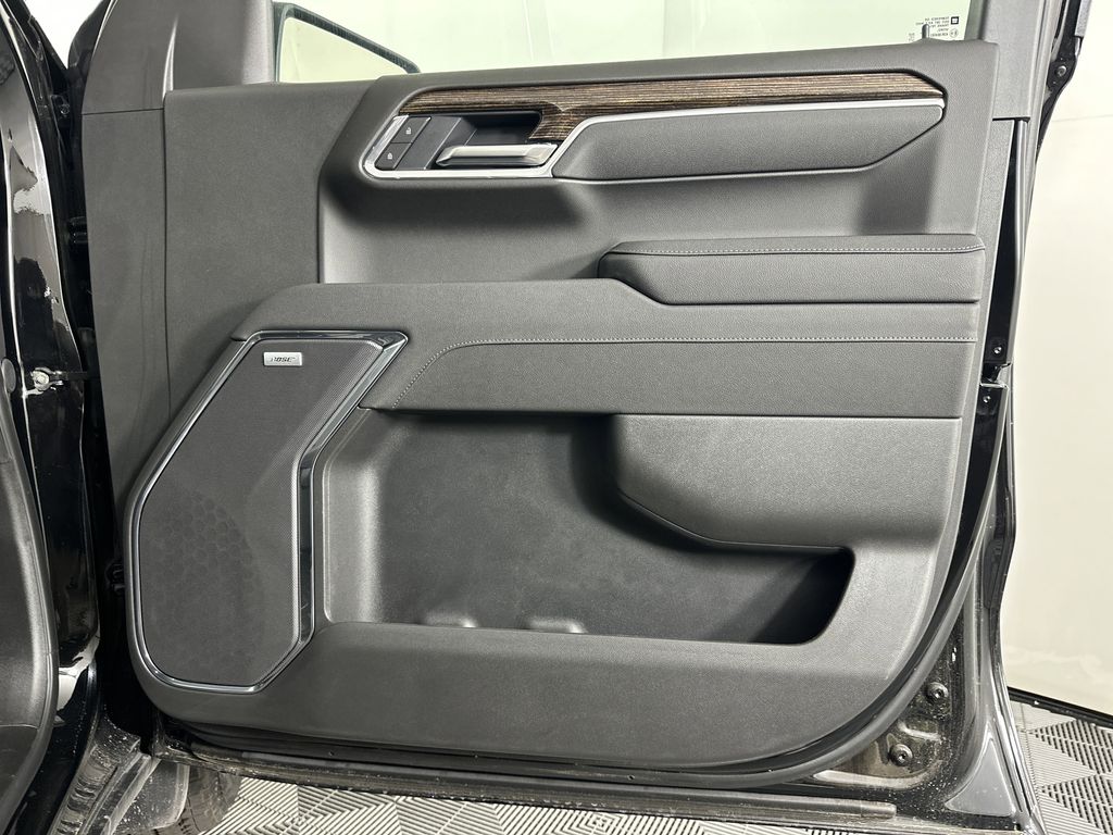 new 2025 GMC Sierra 1500 car, priced at $59,024