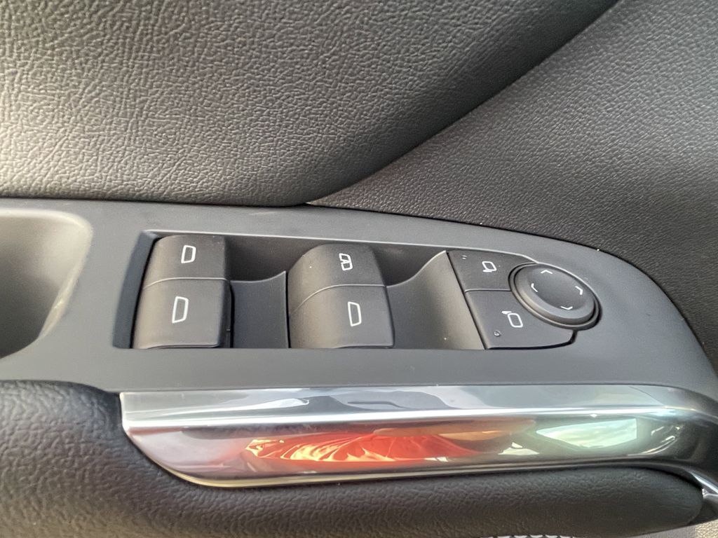 new 2026 Chevrolet Traverse car, priced at $37,495