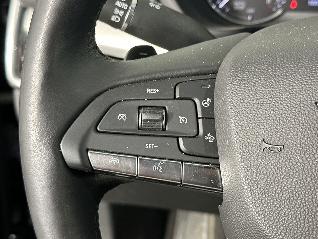 used 2023 Cadillac XT4 car, priced at $29,164