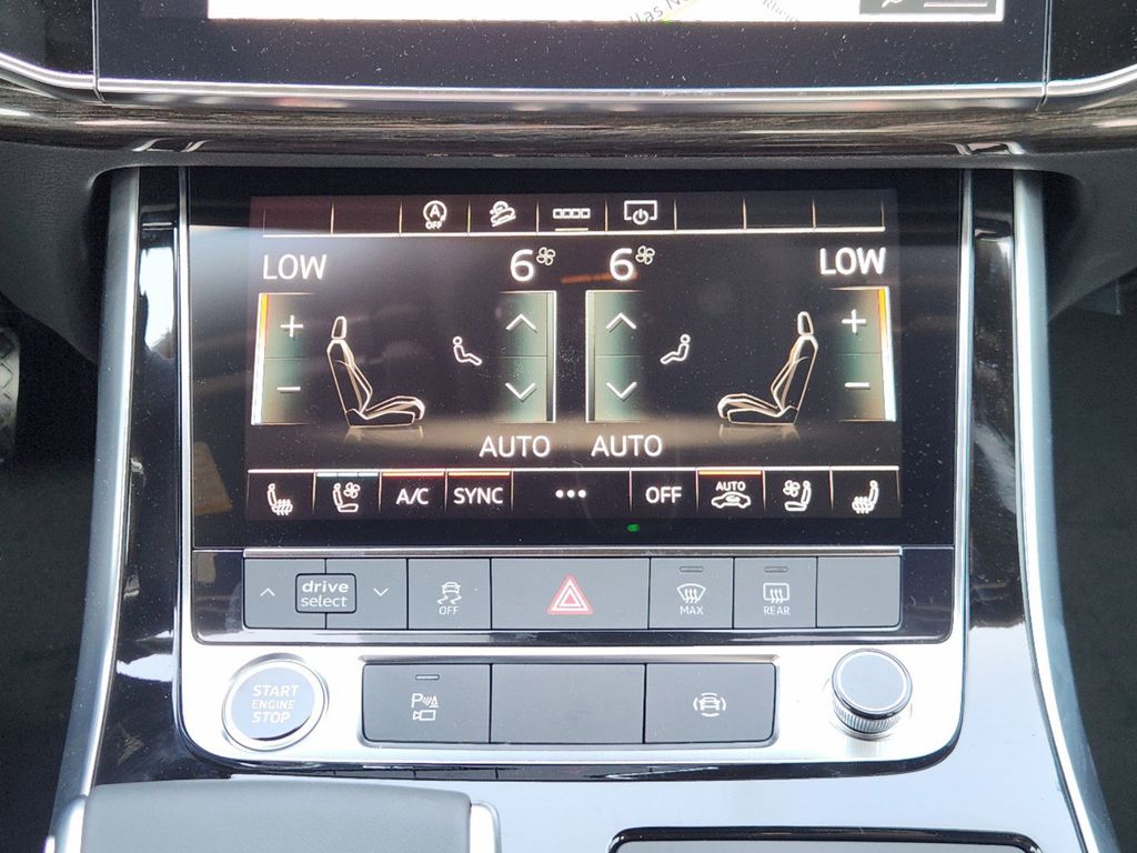 new 2025 Audi Q7 car, priced at $77,750