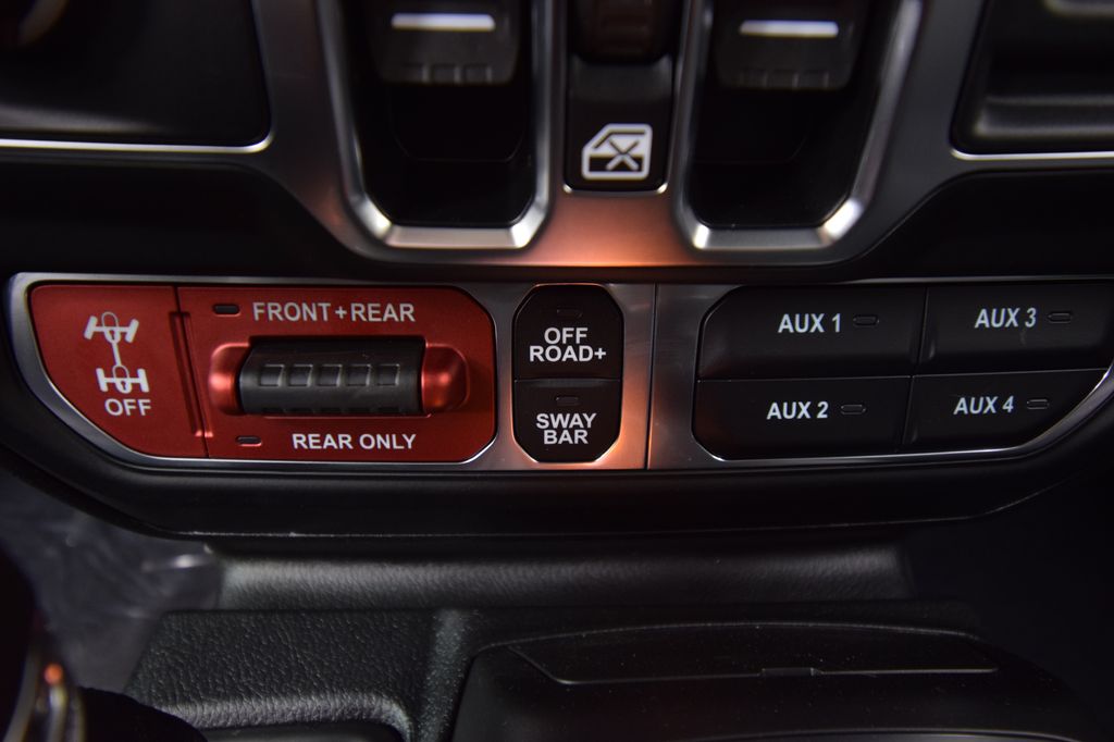 new 2025 Jeep Gladiator car, priced at $55,906