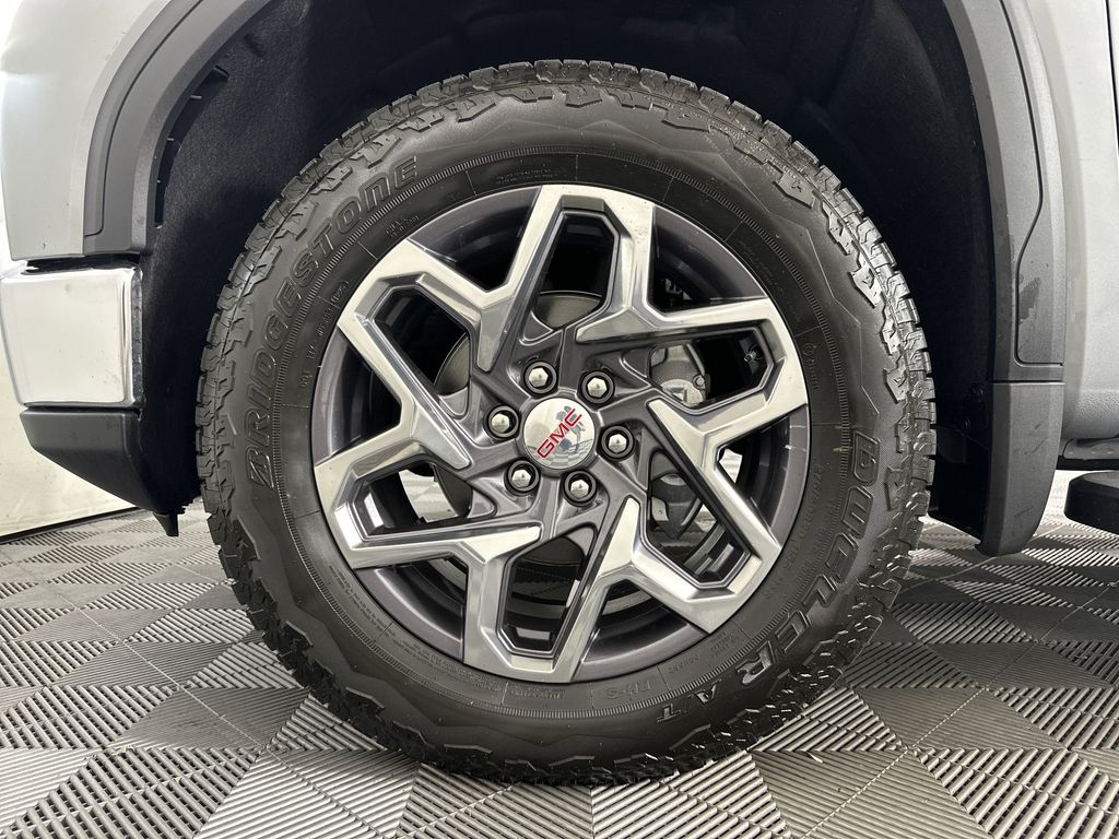 new 2025 GMC Sierra 1500 car, priced at $59,319