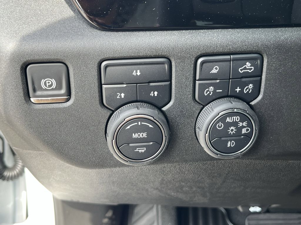 new 2025 Chevrolet Silverado 2500HD car, priced at $68,183