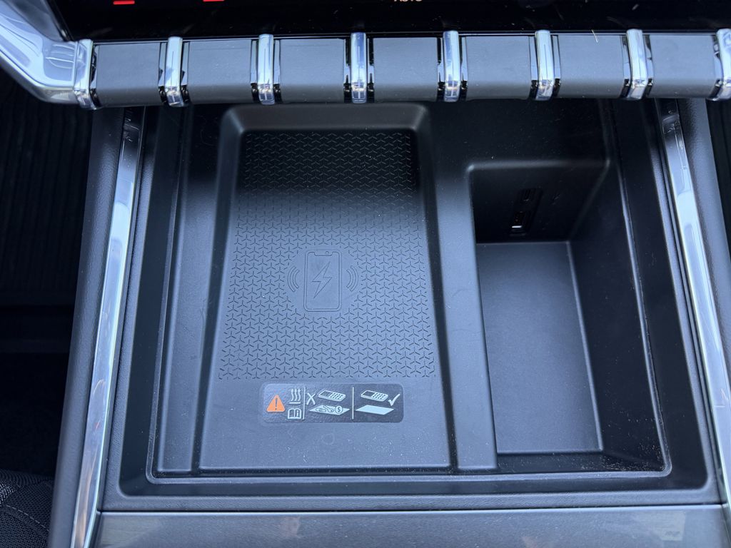 new 2026 GMC Acadia car, priced at $44,717