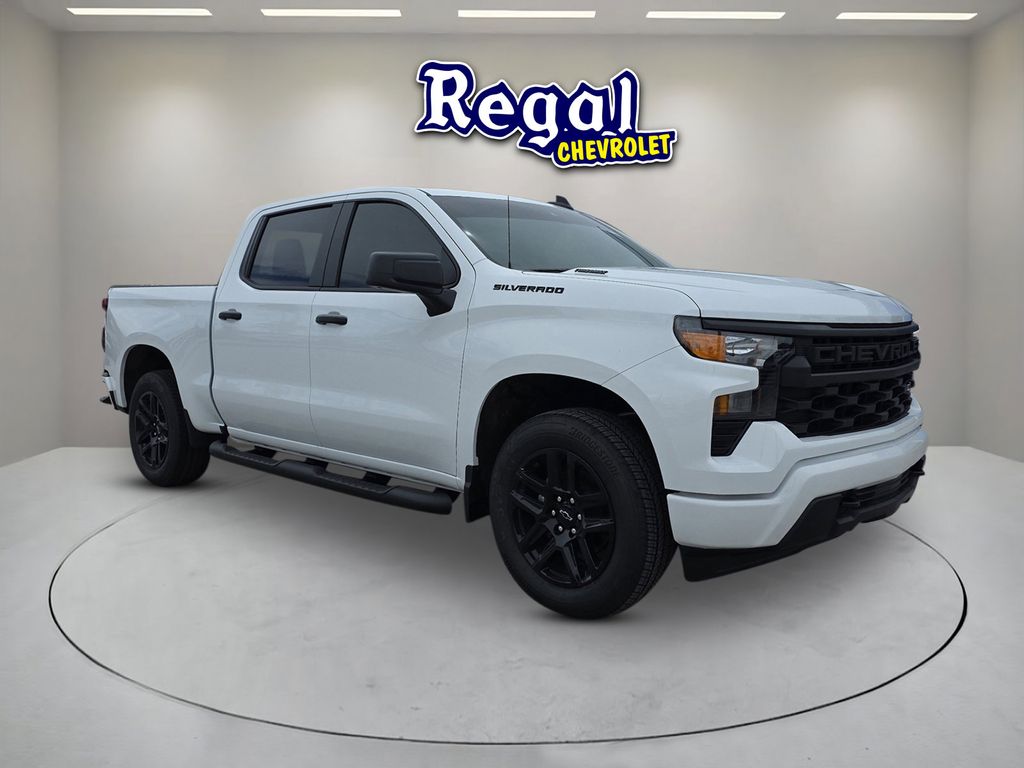 new 2025 Chevrolet Silverado 1500 car, priced at $34,030
