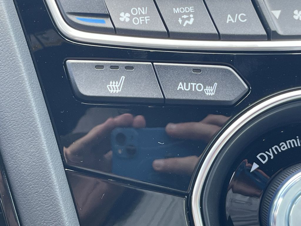 new 2025 Acura RDX car, priced at $46,050
