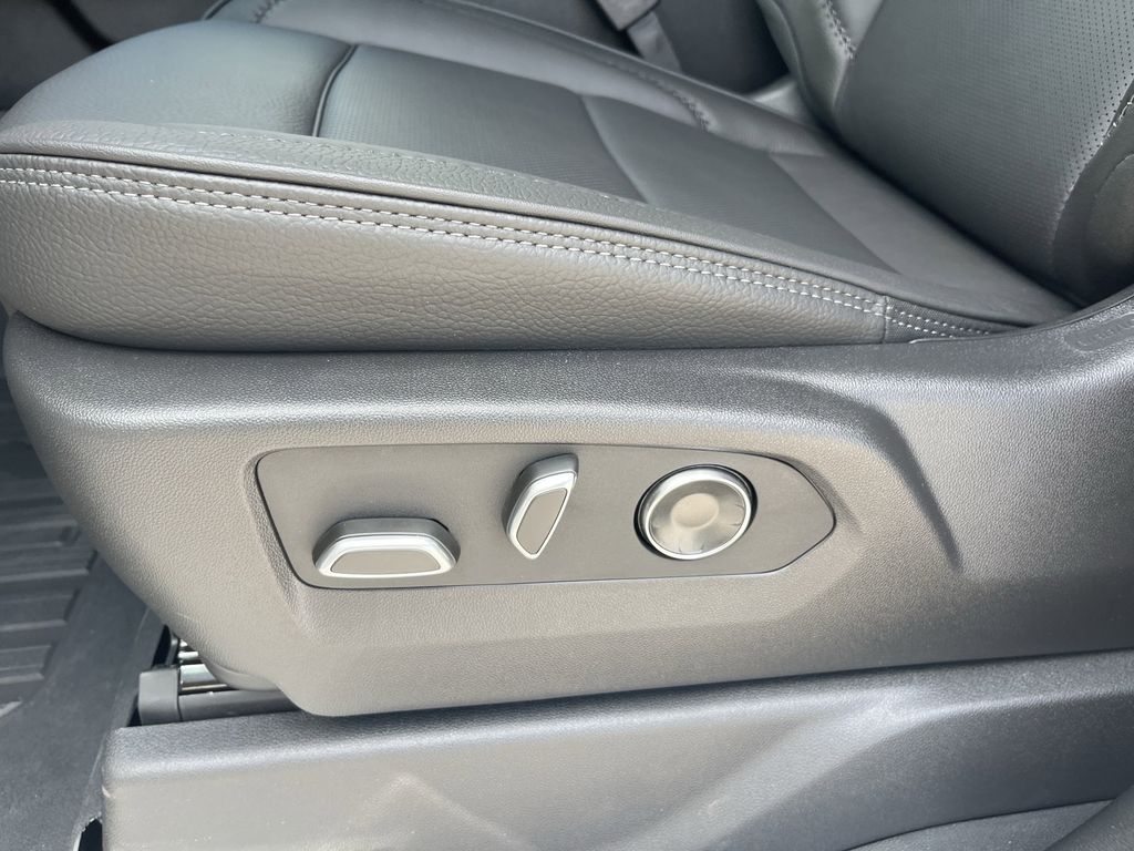 new 2025 GMC Sierra 2500HD car, priced at $79,336