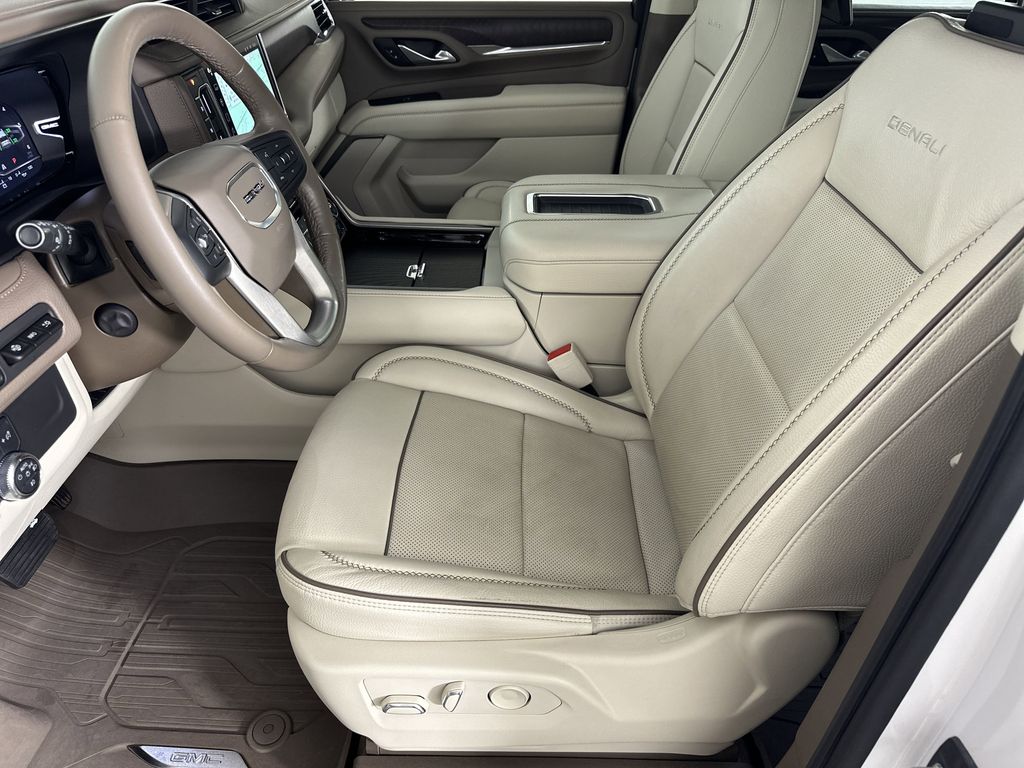 used 2022 GMC Yukon XL car, priced at $56,928