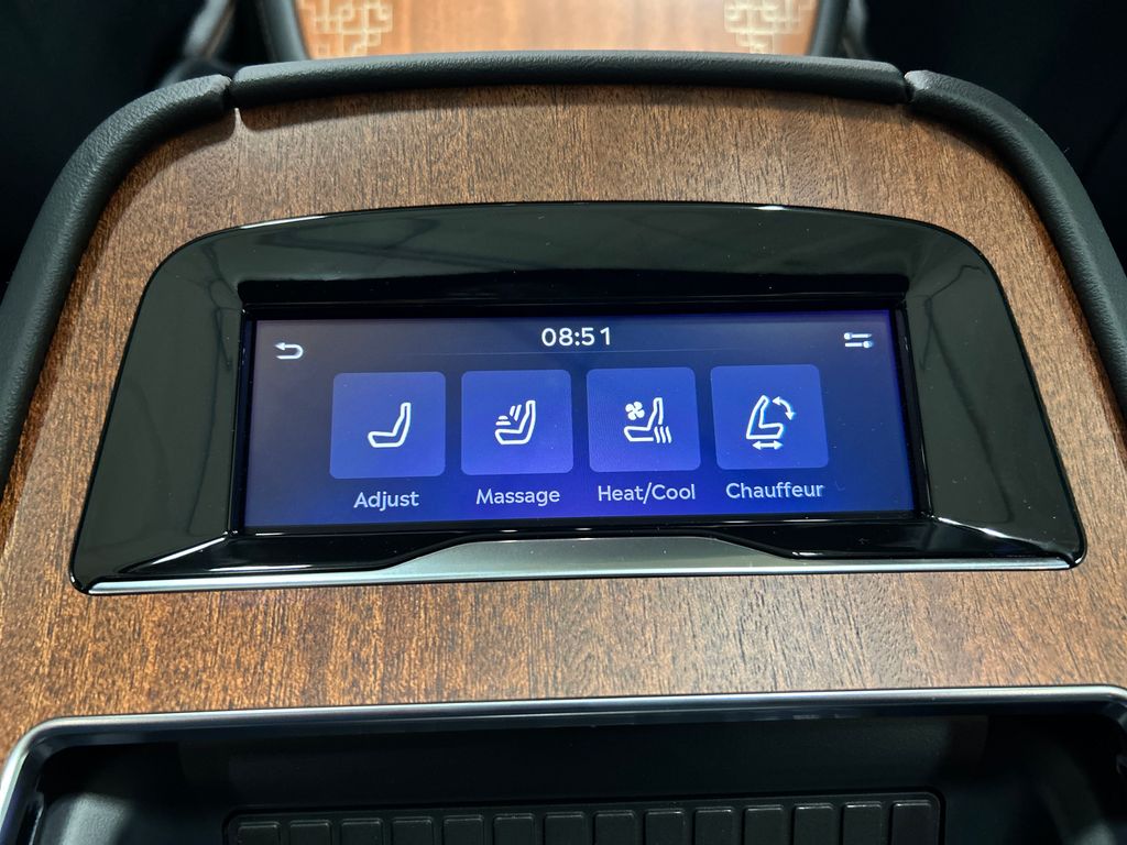 new 2025 Lincoln Navigator car, priced at $121,730