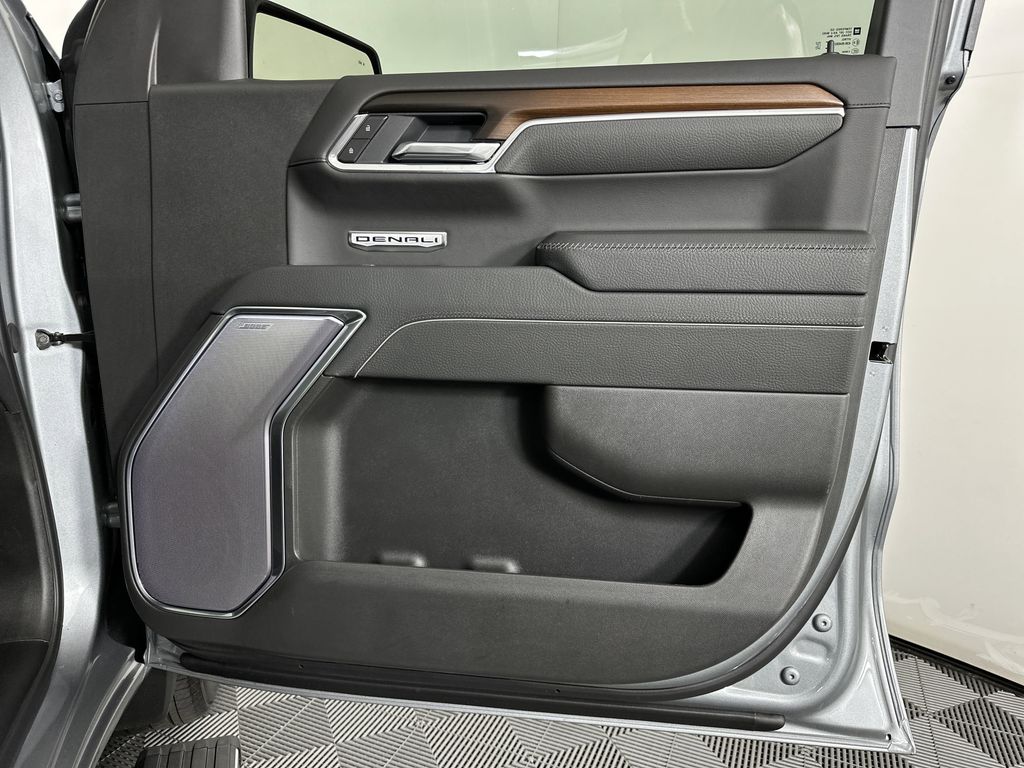 new 2025 GMC Sierra 1500 car, priced at $68,494