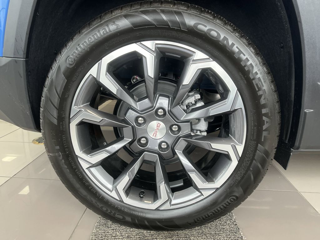 new 2025 GMC Terrain car, priced at $33,590