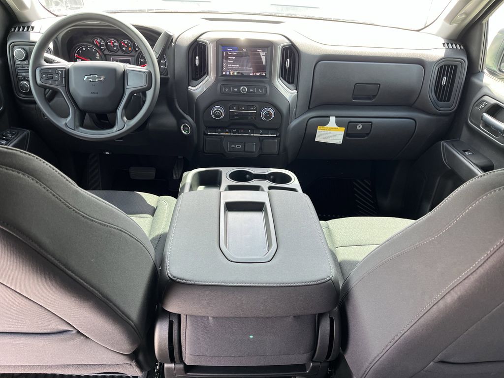 new 2025 Chevrolet Silverado 1500 car, priced at $41,261