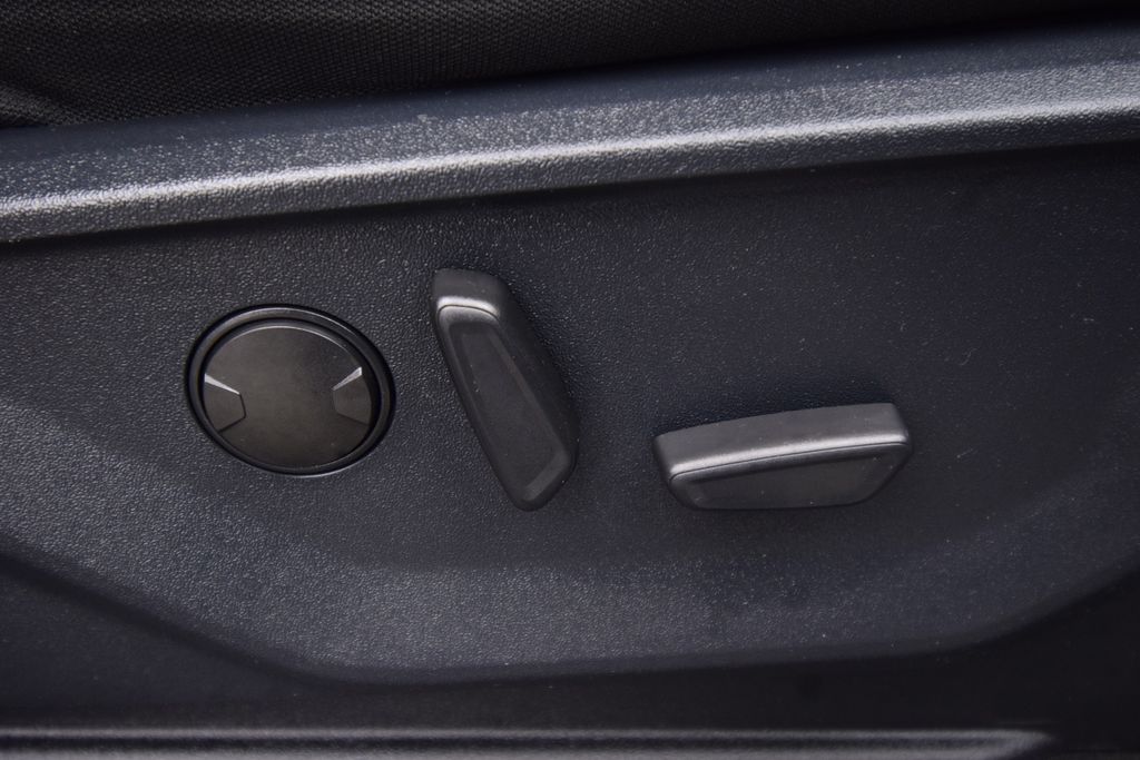 used 2022 Ford F-150 car, priced at $36,600