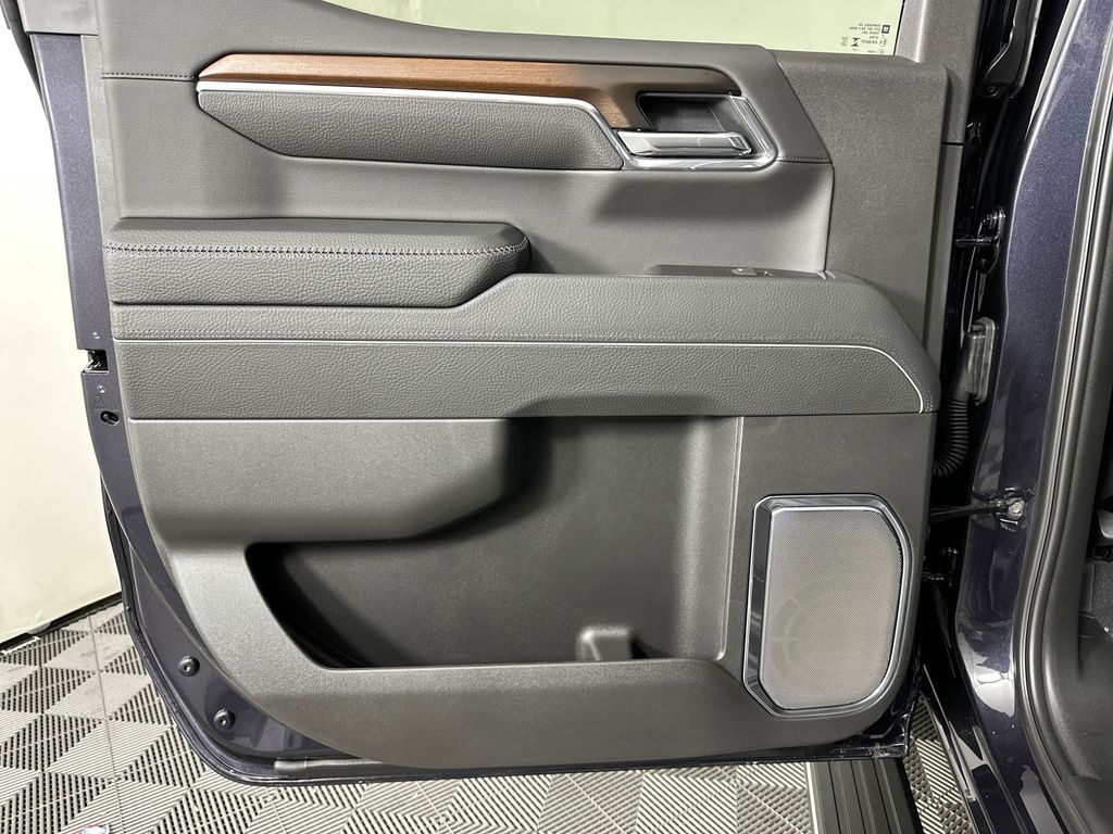 new 2025 GMC Sierra 1500 car, priced at $68,494