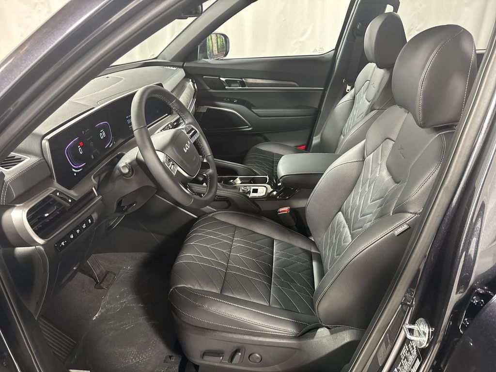 new 2025 Kia Telluride car, priced at $46,178