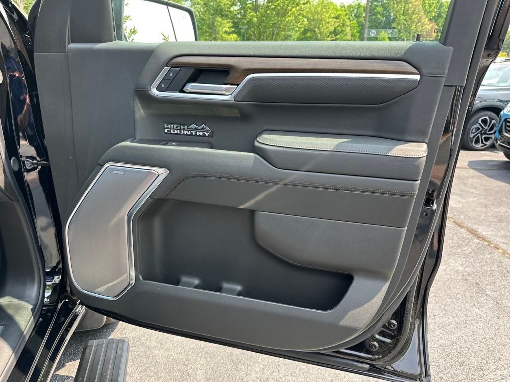 new 2025 Chevrolet Silverado 1500 car, priced at $59,990