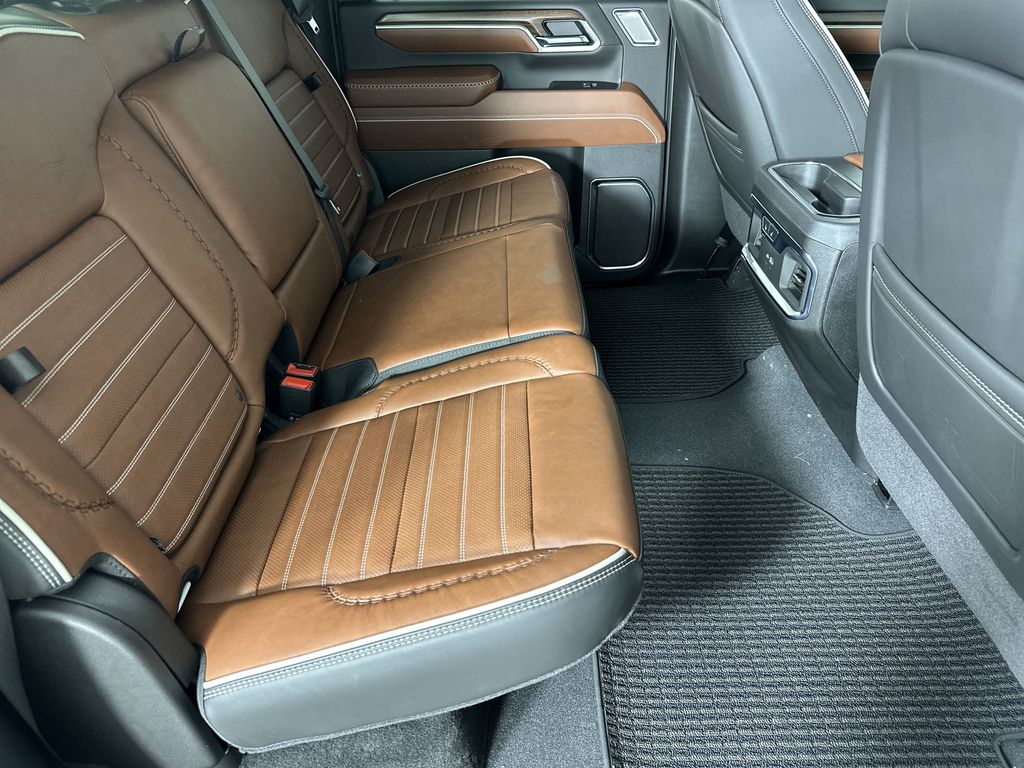 new 2025 GMC Sierra 2500HD car, priced at $93,552