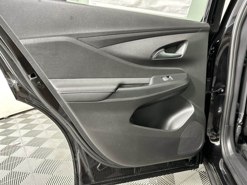 new 2025 Buick Envista car, priced at $29,570